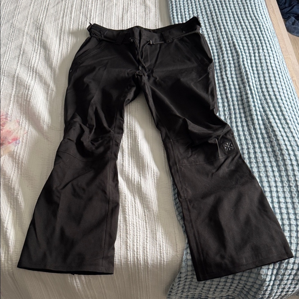 DOPE Black Cross Logo Patch snowboarding pants